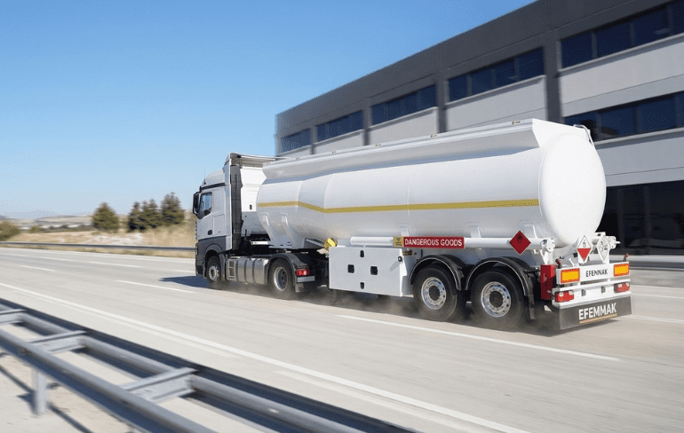 cisterne motorina transport combustibil